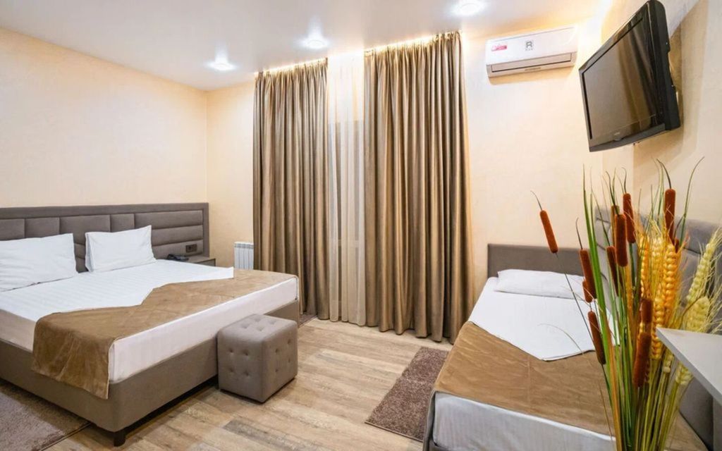 Семейный номер 2-комнатный с балконом