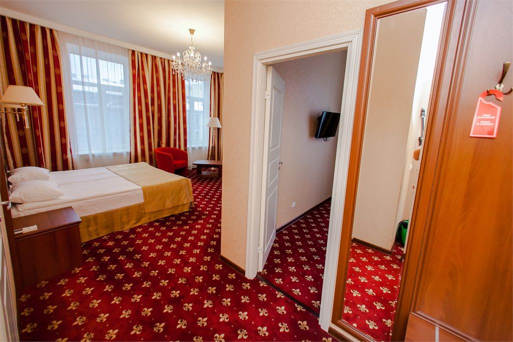 Двухместный номер с 1 кроватью двухкомнатный люкс