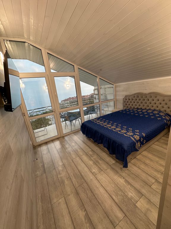 Семейный номер люкс с видом на море