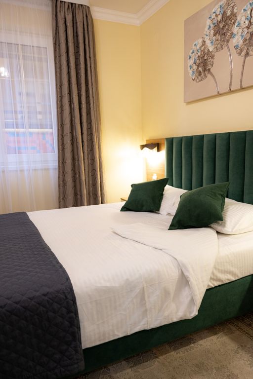 Апартаменты с отдельной спальней и кухней-гостиной до 4 гостей