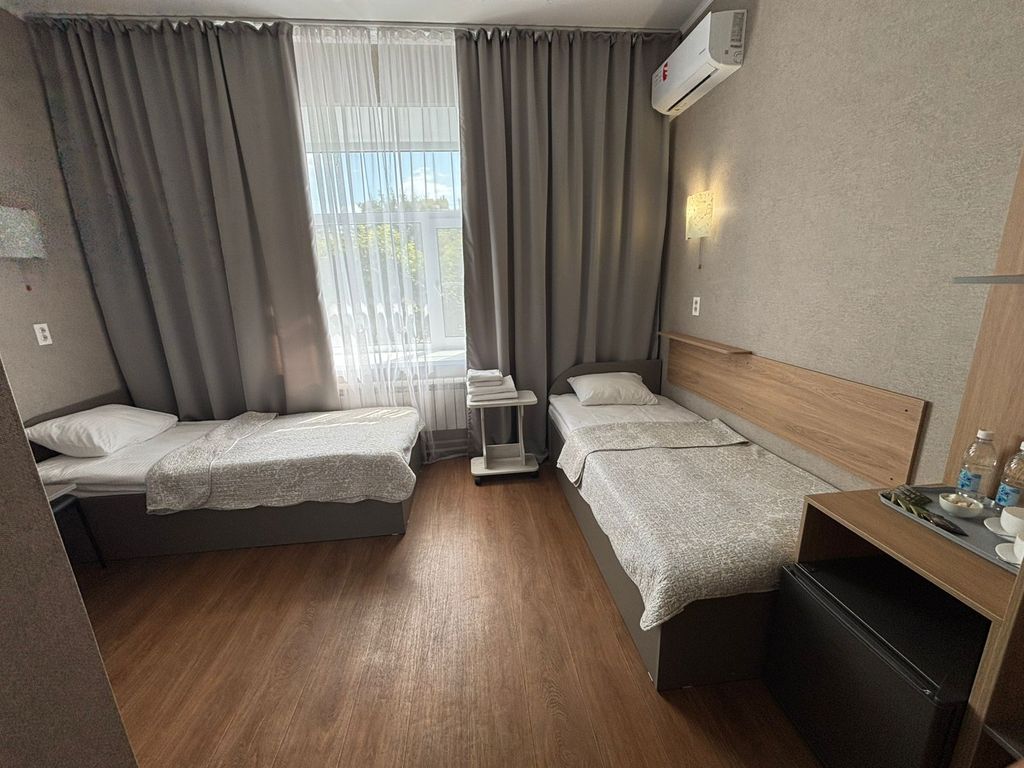 Двухместный номер с 2 отдельными кроватями Эконом двухместный