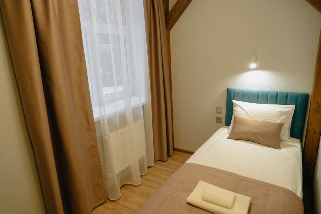 Одноместный номер стандарт с доп.местом в новом корпусе гостиницы