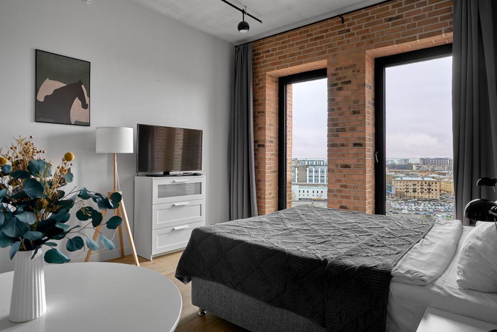 Апартаменты студия с видом город