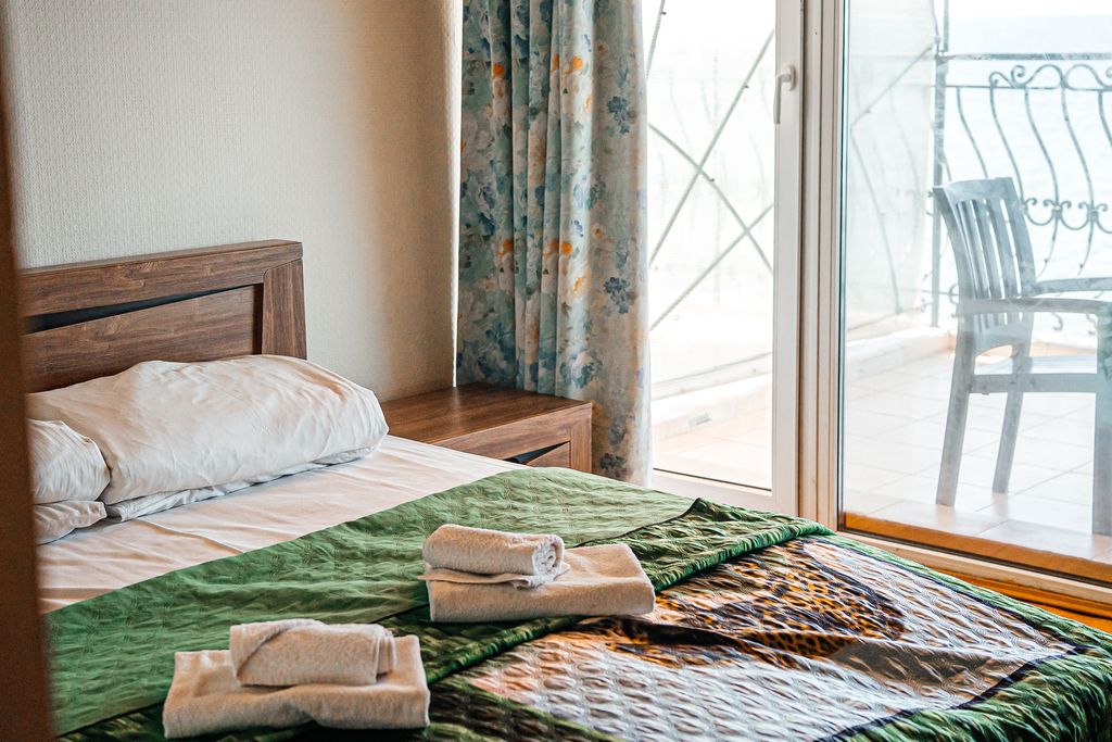 Двухместный номер с 1 кроватью стандарт с балконом