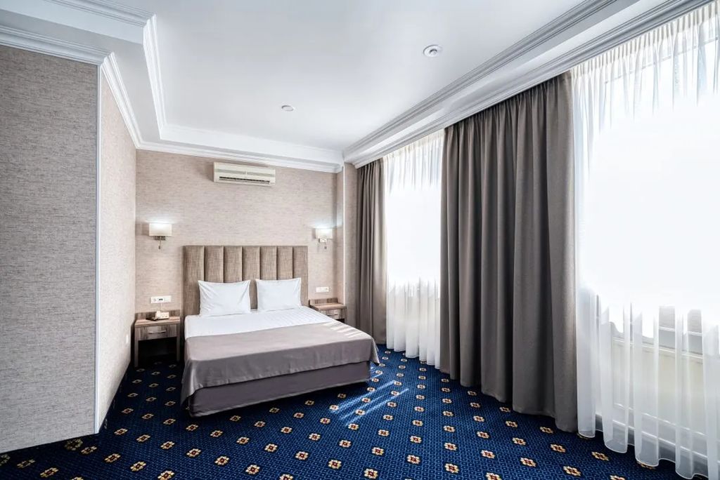 Двухместный номер с 1 кроватью стандарт дабл