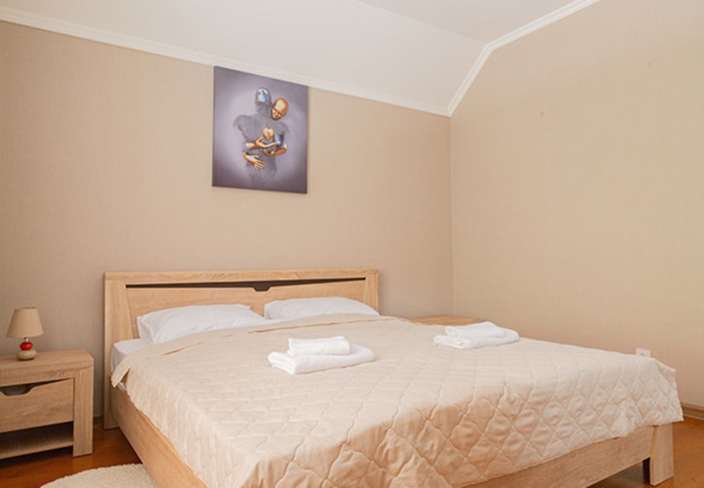 Четырёхместный номер полулюкс