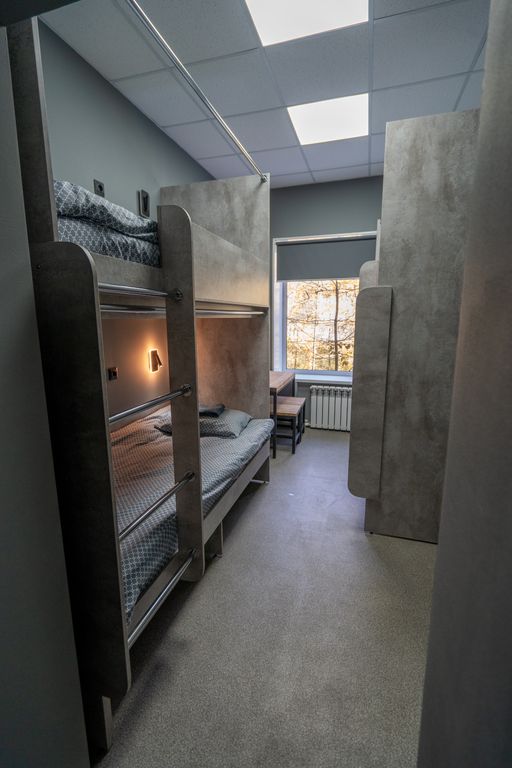 Многоместный мужской номер 6-местный с 2-ярусными кроватями