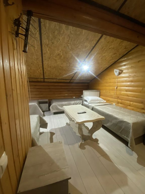 Четырёхместный номер Четырехместный номер