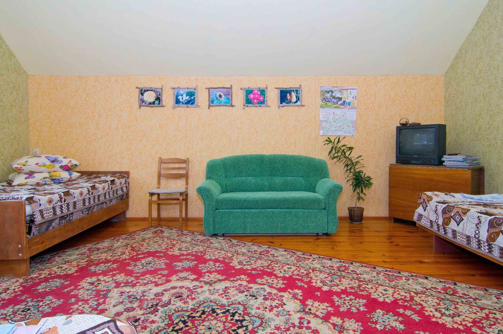 Семейный номер Желтая Комната