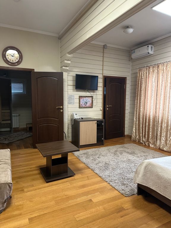 Трёхместный номер Полулюкс с сауной