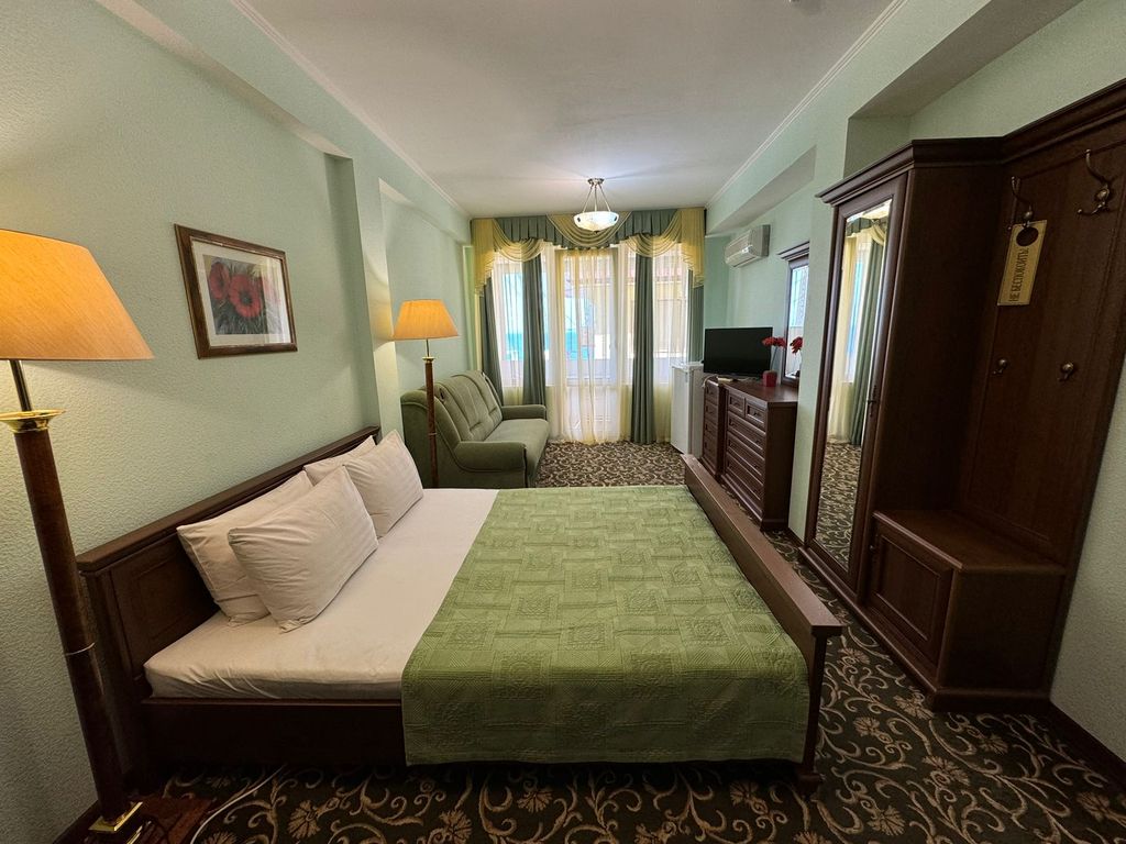 Четырёхместный номер корпус 1: стандарт комфорт южный