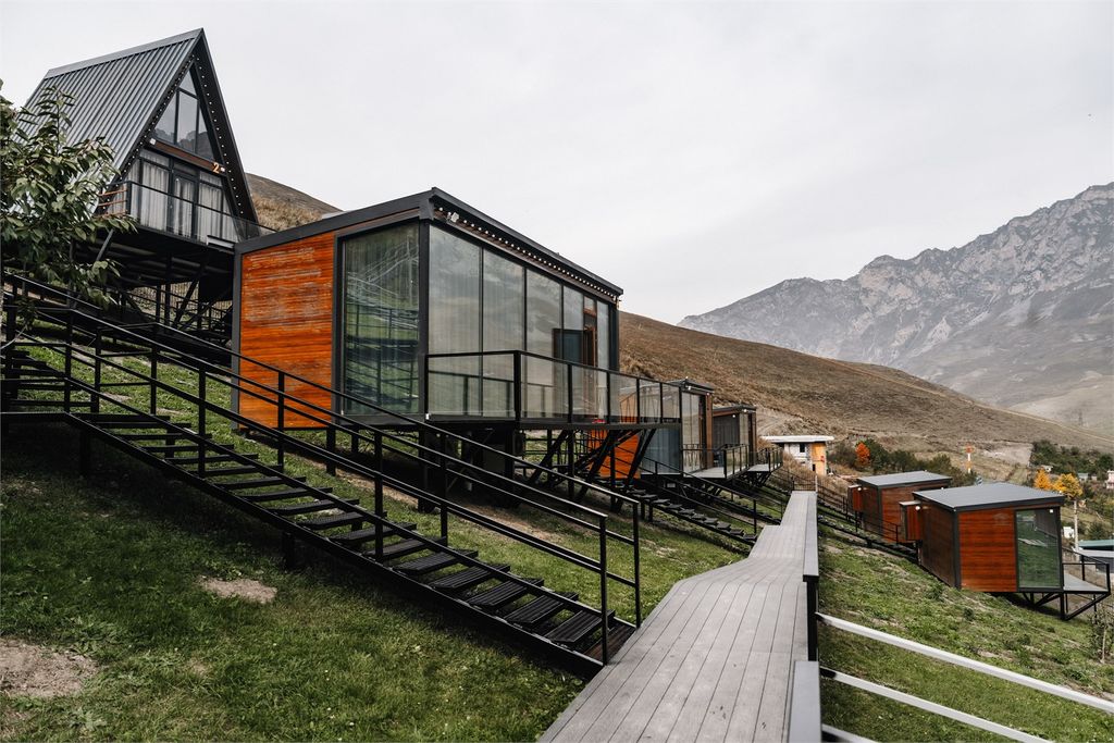 Дом с панорамными окнами номер 9