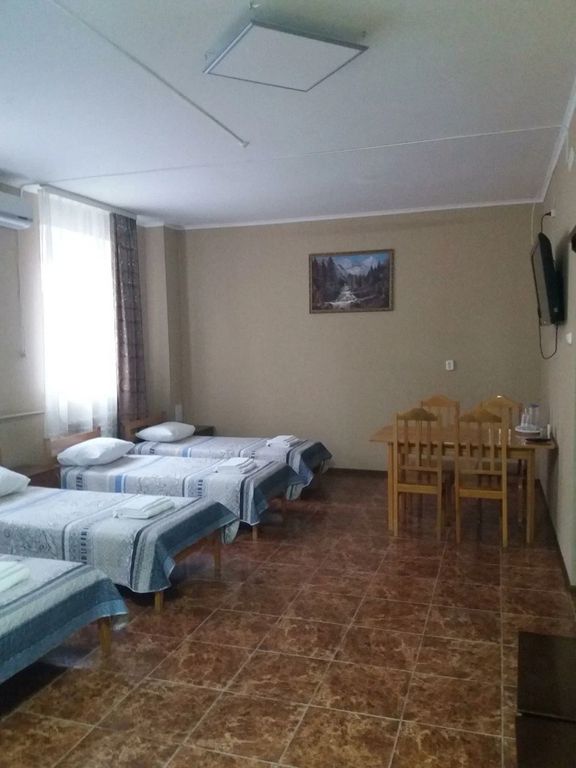 Четырёхместный номер стандарт № 9