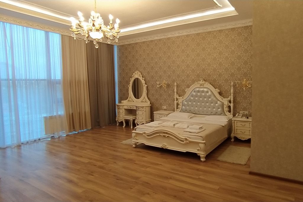 Двухместный номер с 1 кроватью гранд люкс