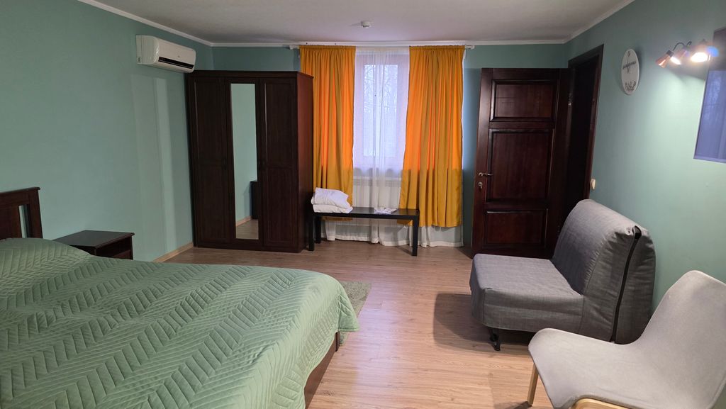 Семейный номер в доме Шале