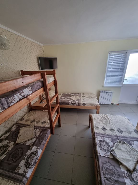 Четырёхместный номер с 4-мя кроватями