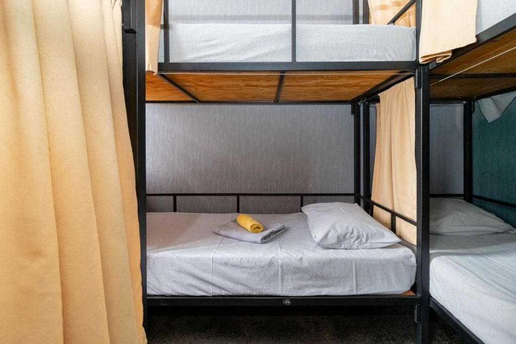 Многоместный смешанный номер Карлсон