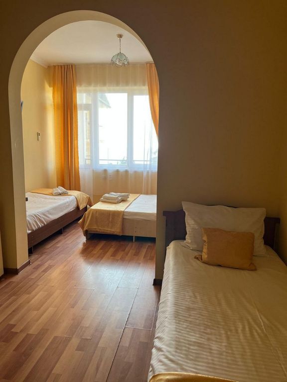 Четырёхместный номер комфорт с видом на море