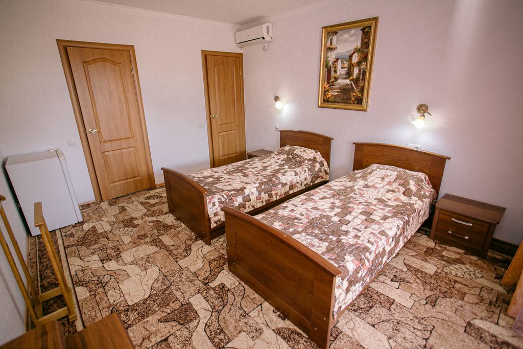 Двухместный номер с 2 отдельными кроватями стандарт