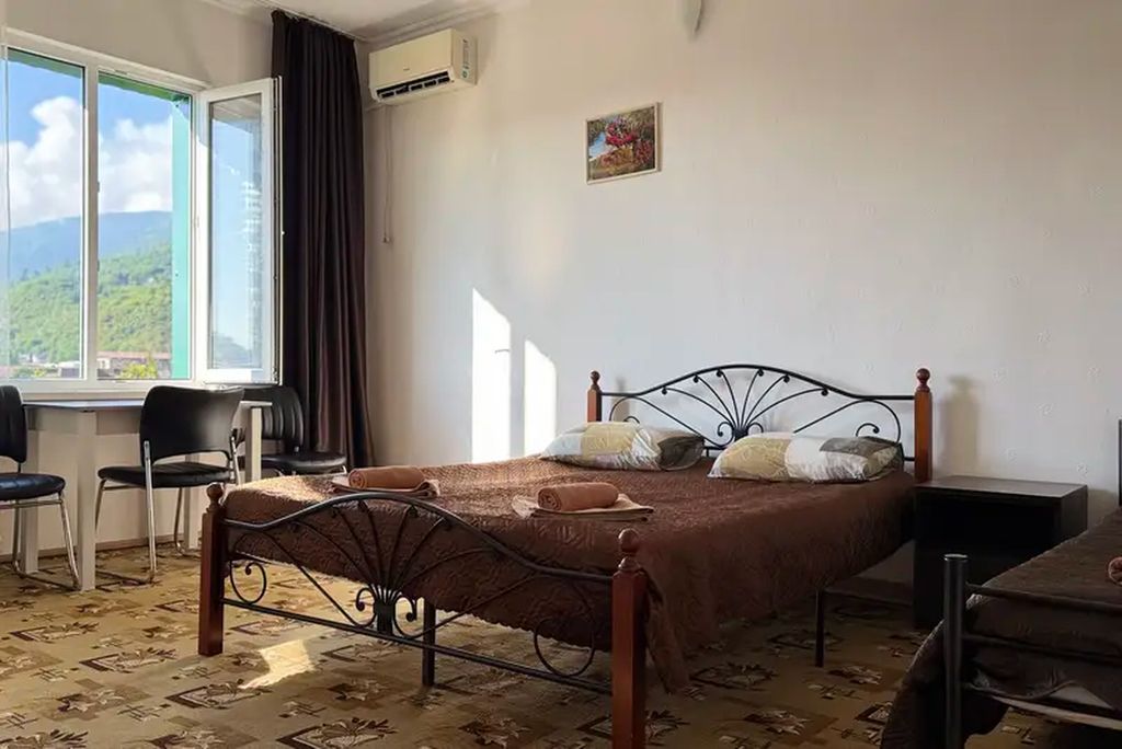 Трёхместный номер стандарт 32