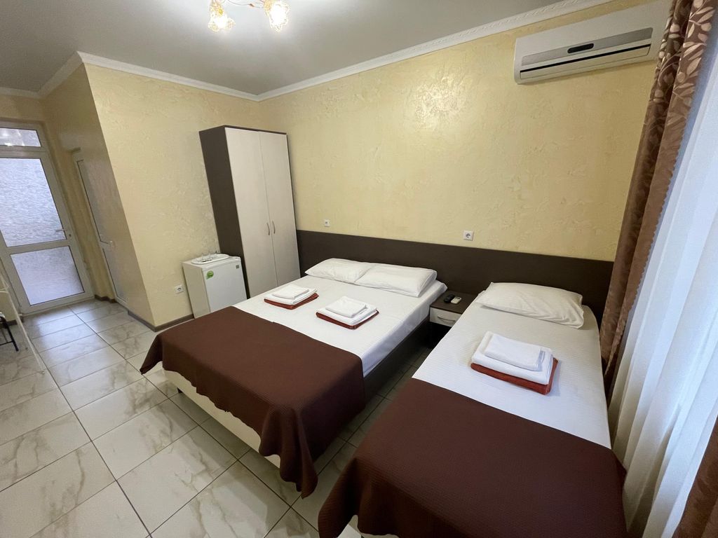 Трёхместный номер стандарт