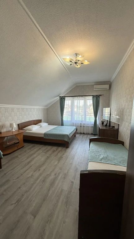 Семейный номер с собственной ванной комнатой