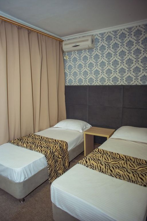 Семейный номер в главном корпусе отеля с лифтом