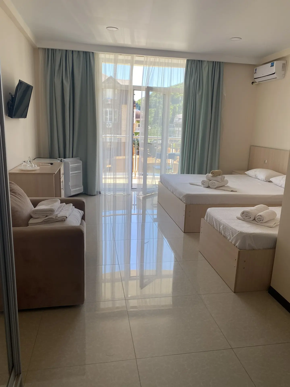 Четырёхместный номер люкс