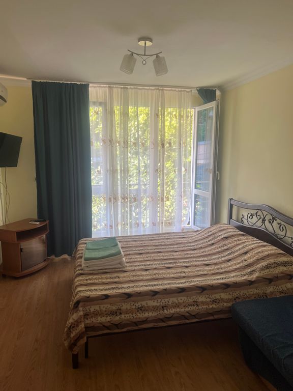 Трёхместный номер на 2 этаже с балкончиком