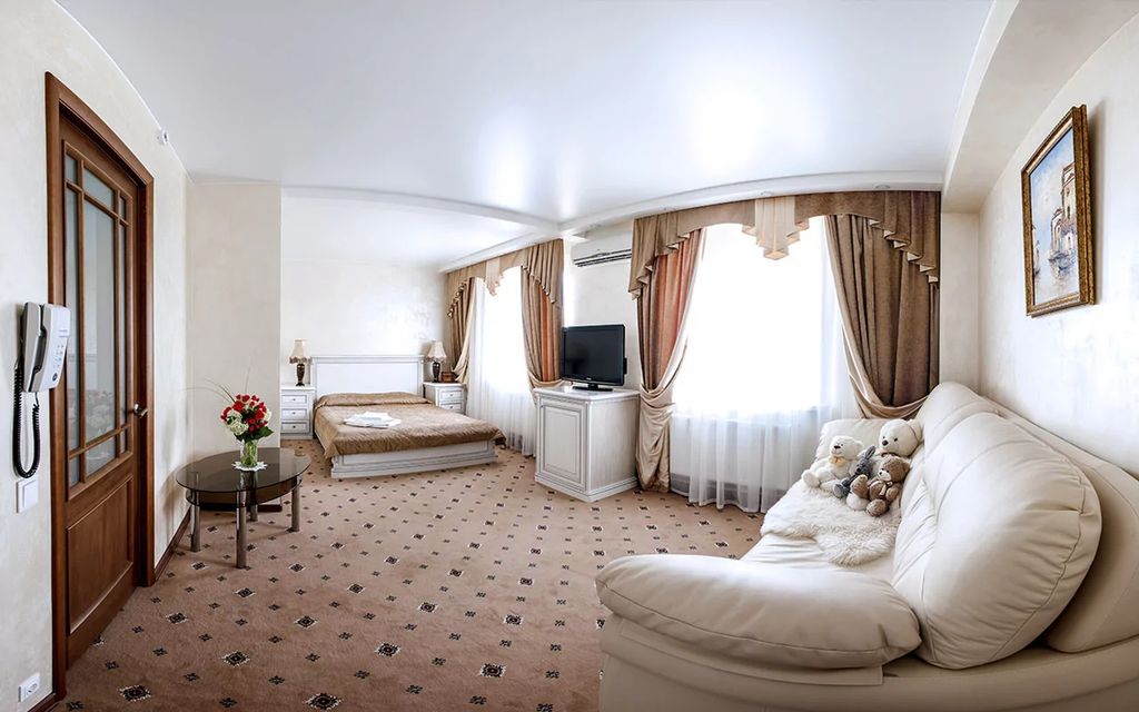 Двухместный номер с 1 кроватью Джуниор Сюит