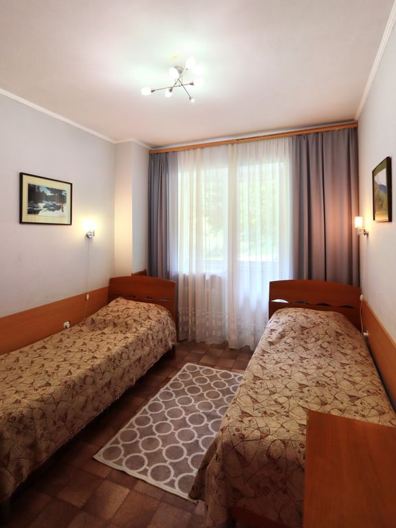 Двухместный номер с 2 отдельными кроватями стандарт