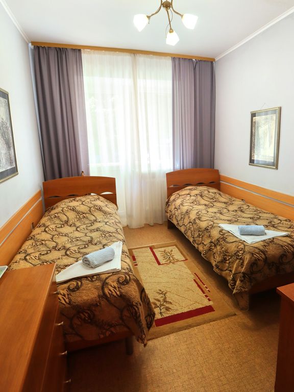 Двухместный номер с 2 отдельными кроватями стандарт