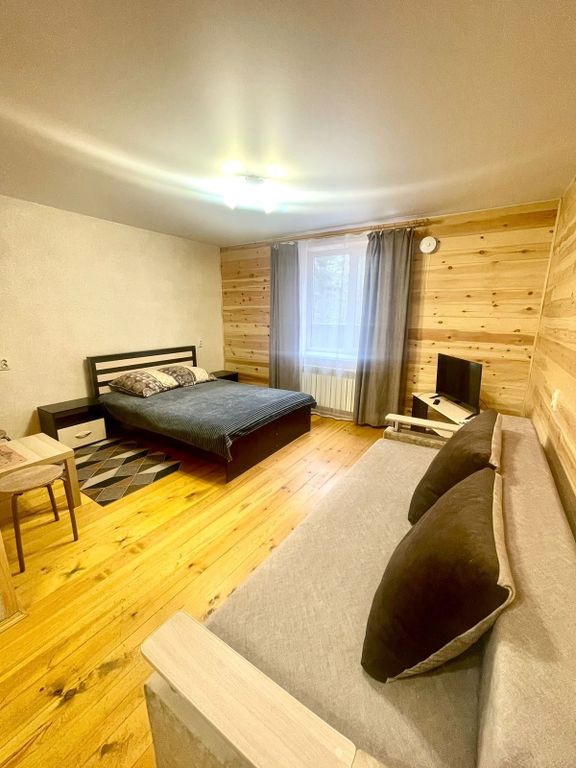 Четырёхместный номер комфорт с диваном