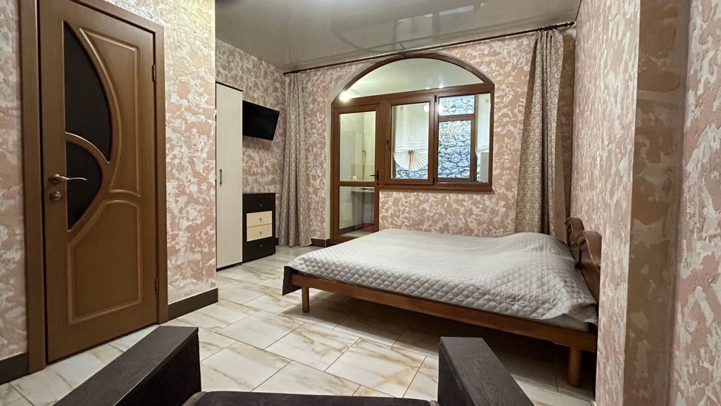 Трёхместный номер Улучшенный 3 этаж