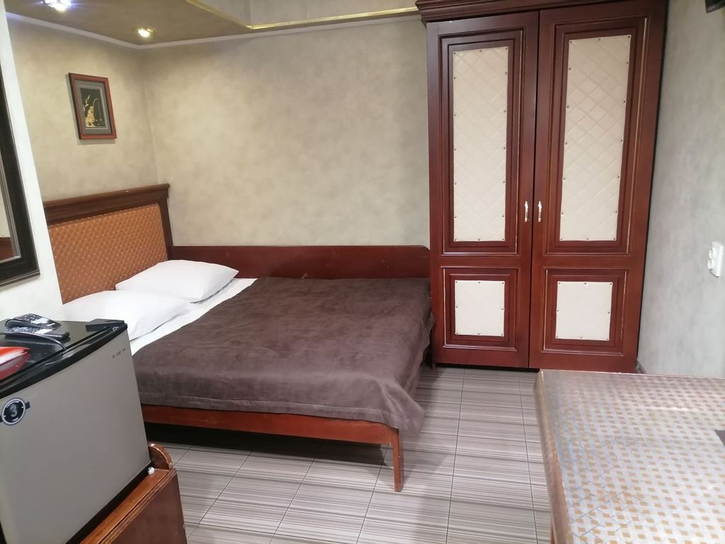 Двухместный номер с 2 отдельными кроватями стандарт без окна (гд 19)