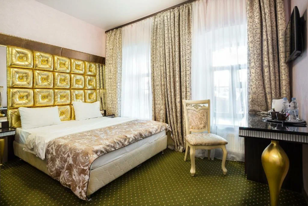 Двухместный номер с 1 кроватью с душевой и туалетом, Cтандарт