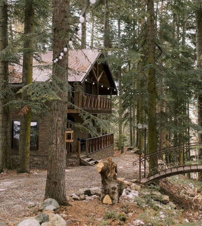 Дом В лесу
