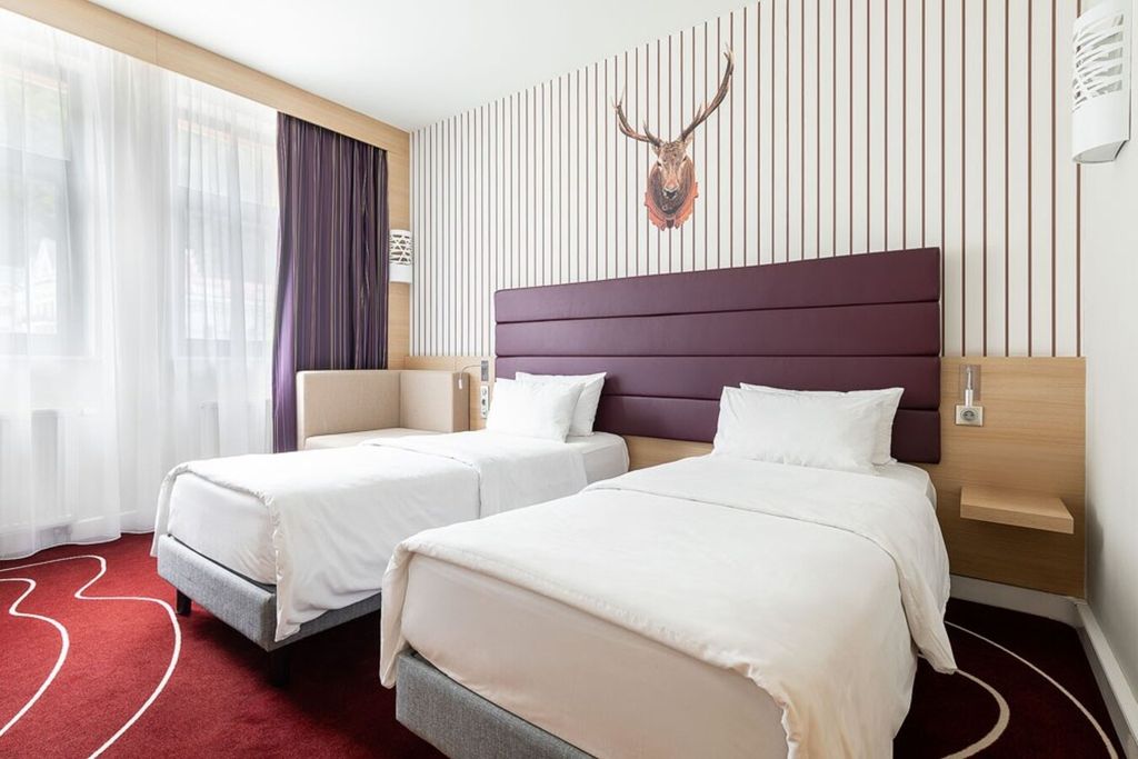 Двухместный номер с 2 отдельными кроватями привилегия твин с видом на реку