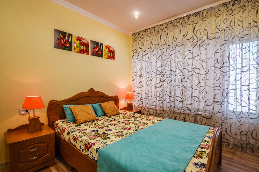 Трёхместный номер размещение на 1 этаже (№2)