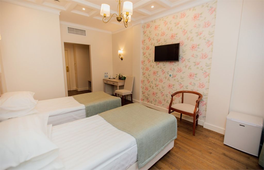 Двухместный номер с 2 отдельными кроватями стандарт