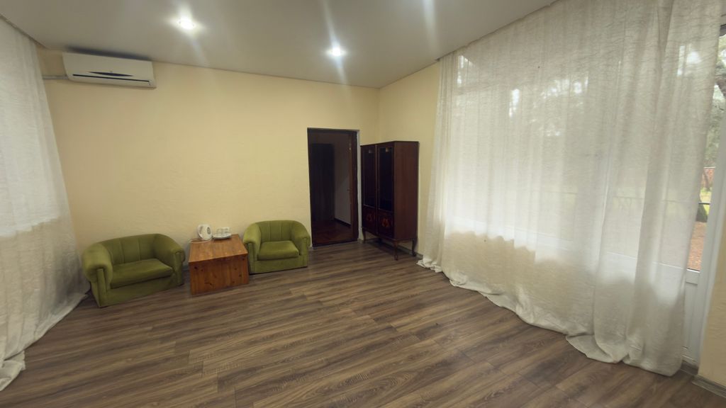 Двухместный номер с 1 кроватью двухкомнатный стандарт