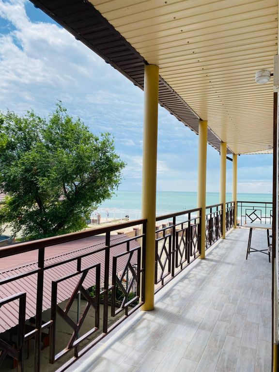 Семейный номер Номер семейный с боковой панорамой