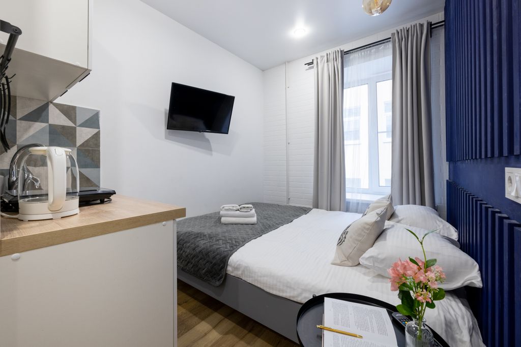 Апартаменты студия на двоих в центре Петербурга