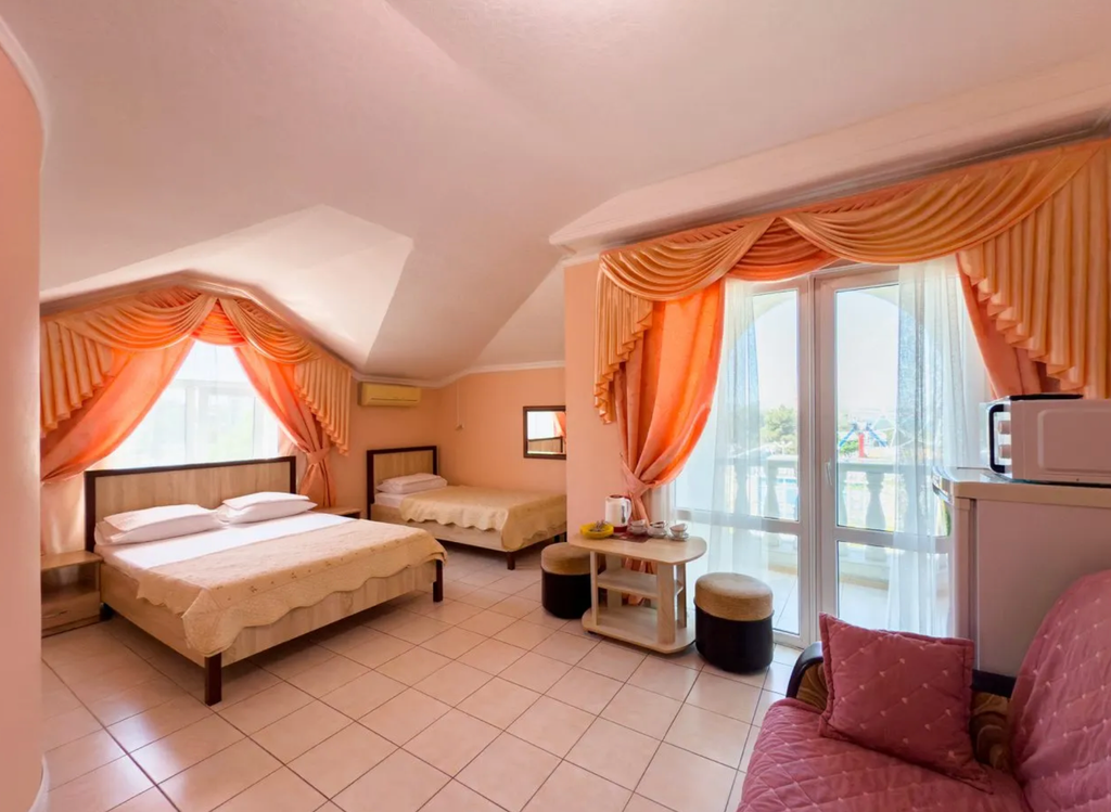 Четырёхместный номер стандарт