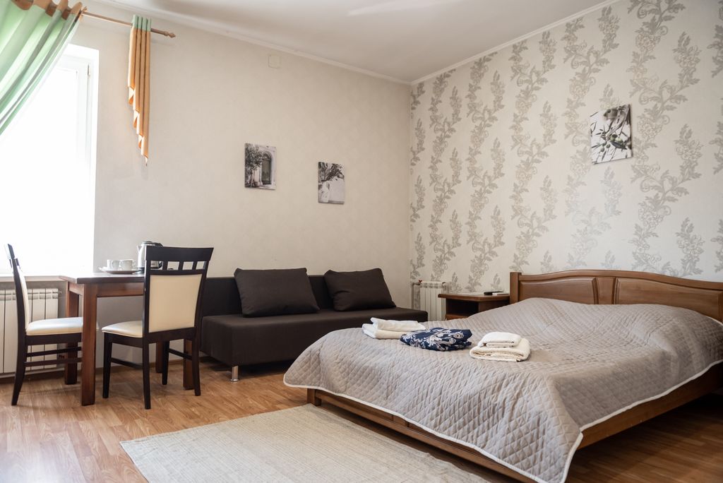 Трёхместный номер люкс