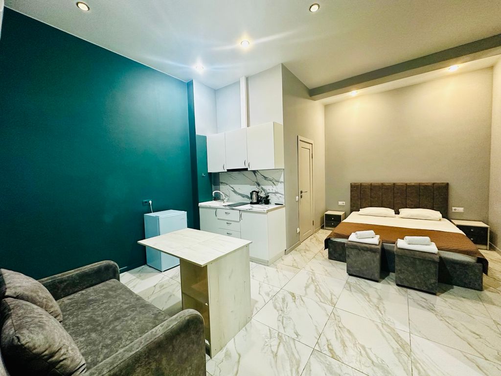 Апартаменты Уютный номер-студия в 1 минуте от моря