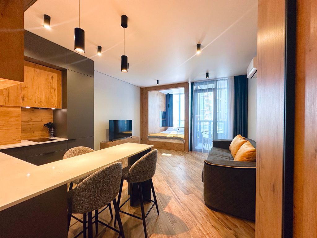 Апартаменты студия с террасой