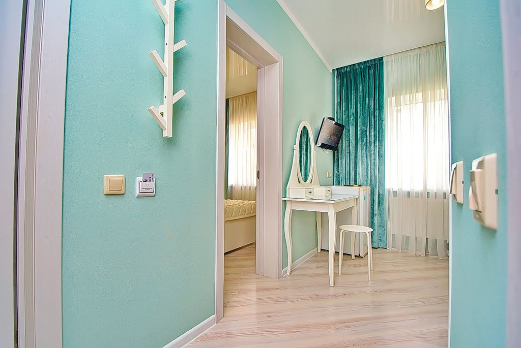 Четырёхместный номер двухкомнатный люкс