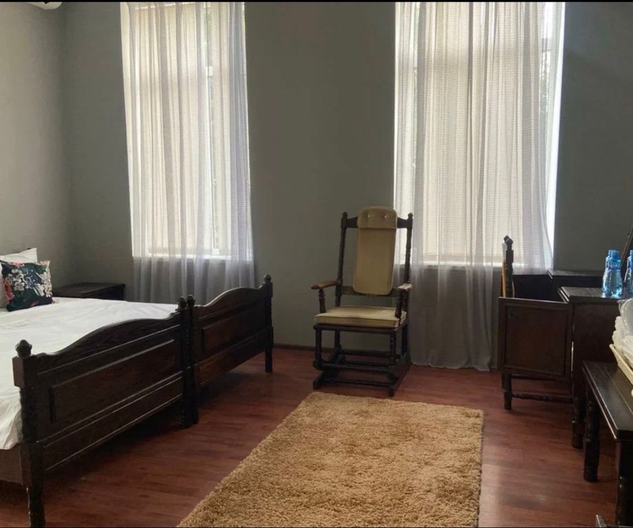 Семейный номер люкс с видом на горы