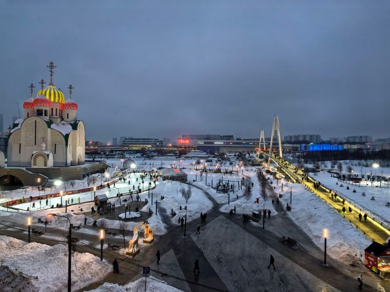 Вид из окна